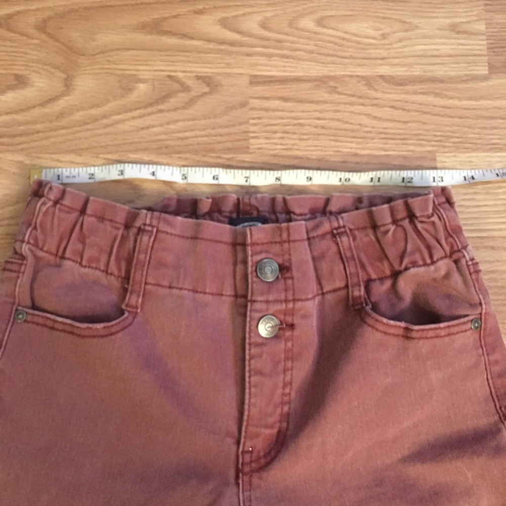 Scoop Crop Strayed Frayed Edge Jeans: Size 2 - Picture 9 of 12